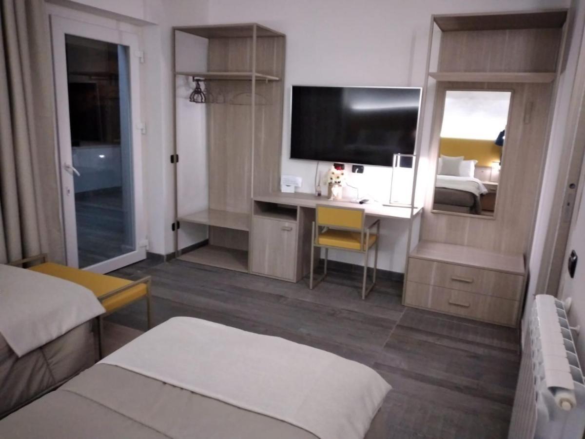 Rainbow Sweet Rooms Valmontone Ngoại thất bức ảnh