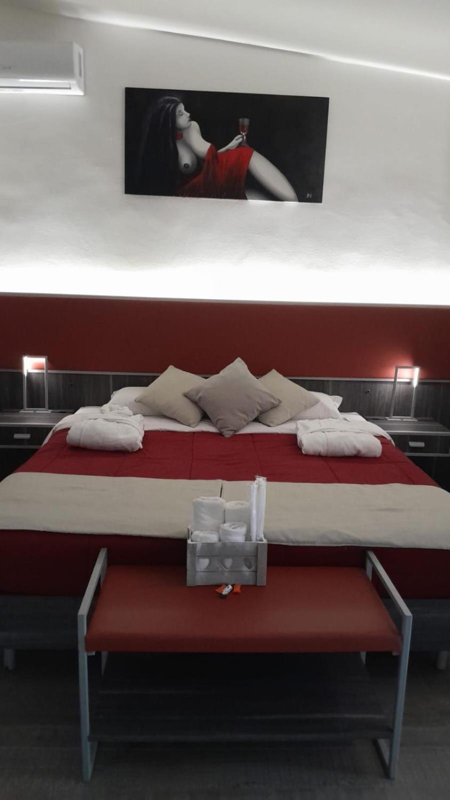 Rainbow Sweet Rooms Valmontone Phòng bức ảnh